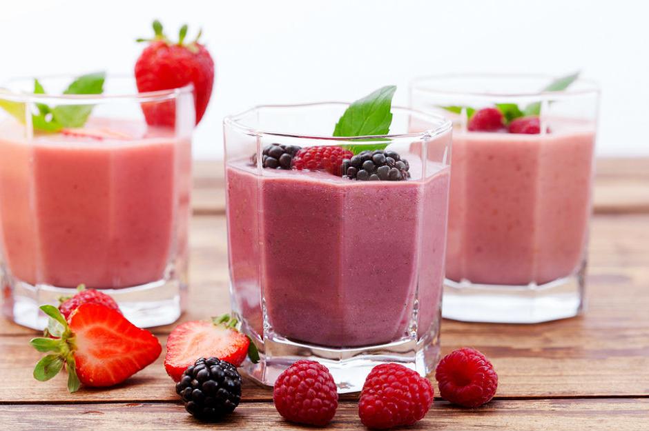 Kırmızı Meyve Smoothie